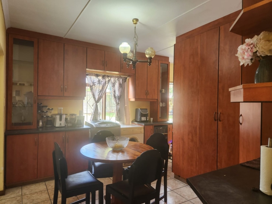 3 Bedroom Property for Sale in Delvillepark Western Cape